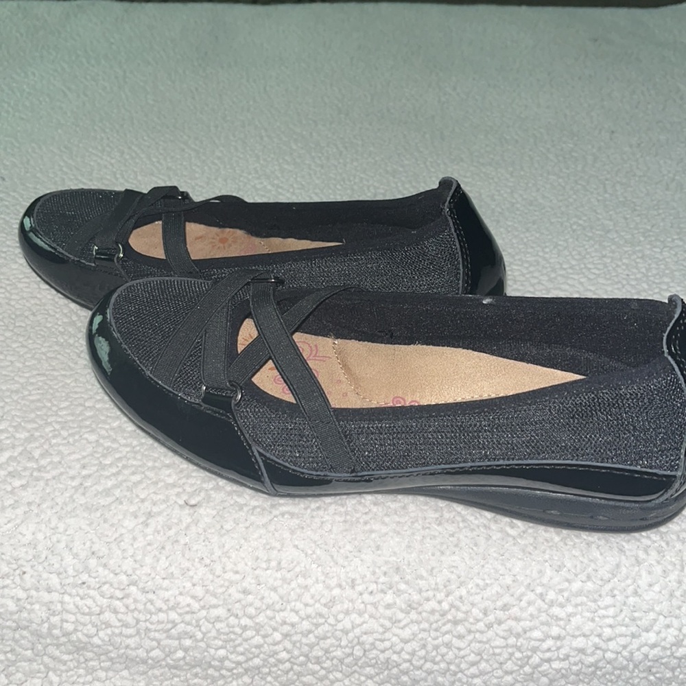 Earth Spirit Black slip on Gelron cushion shoe Size 7 1/2